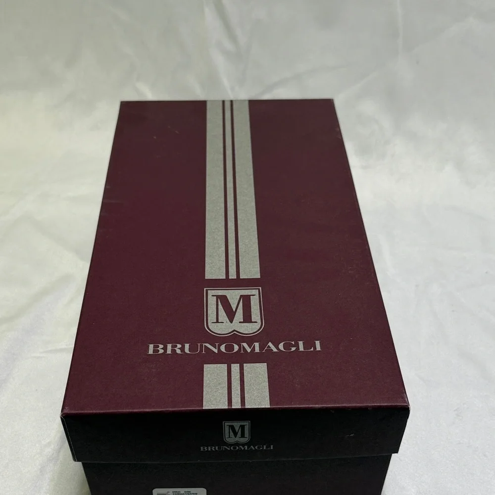 Bruno Magli Men's Silver and Black Crest Slides - Picture 7 of 7